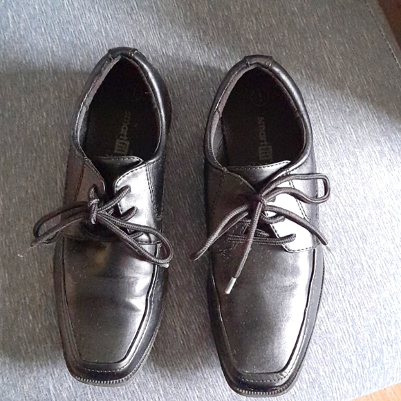 Smartfit dress shoes, size 1, black - Picture 1 of 3